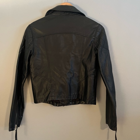 Abercrombie & Fitch Vegan Leather Jacket (small) - Picture 2 of 7